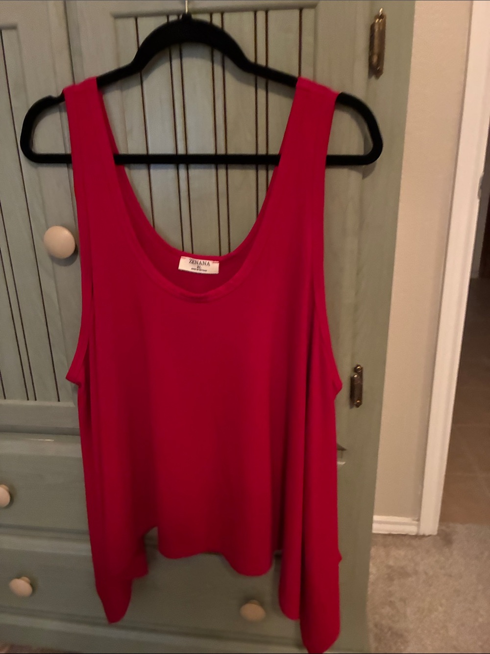 Zenana Outfitters red Scoop Neck Tank